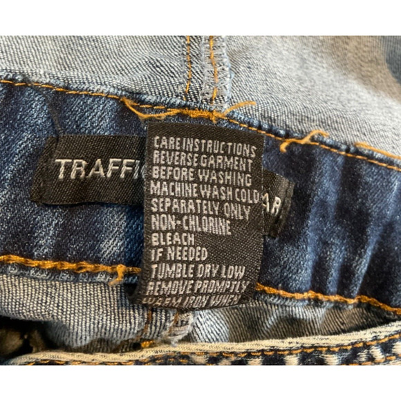 TTraffic Jeans Wear Women’s Distressed Short Bib Overalls Size 11 Cotton Blend - Picture 9 of 9